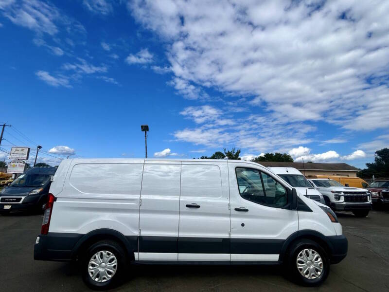 ford transit van 2019 1FTYE1ZM2KKA72695 image ford transit van 2019 1FTYE1ZM2KKA72695 image